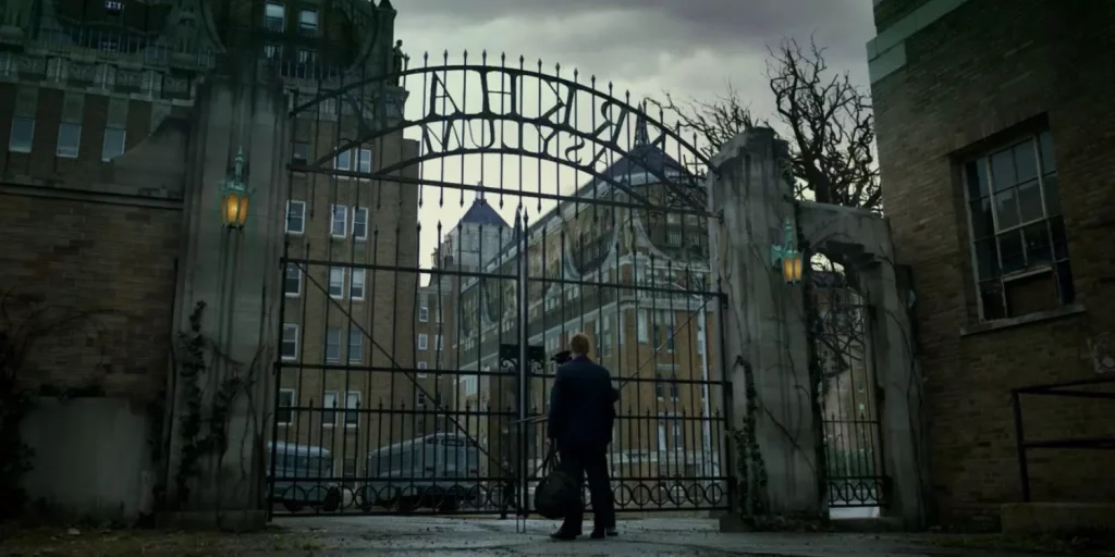 arkham asylum gates