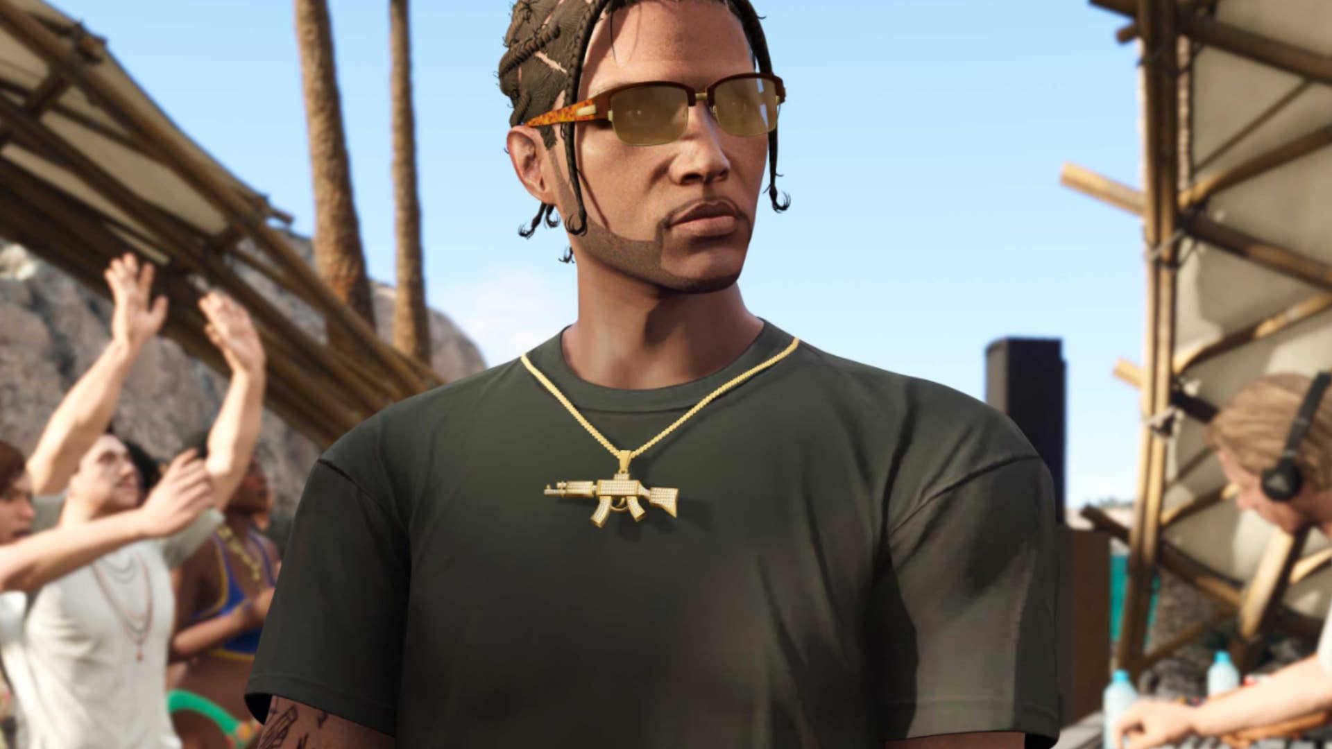 gta online golden gun necklace