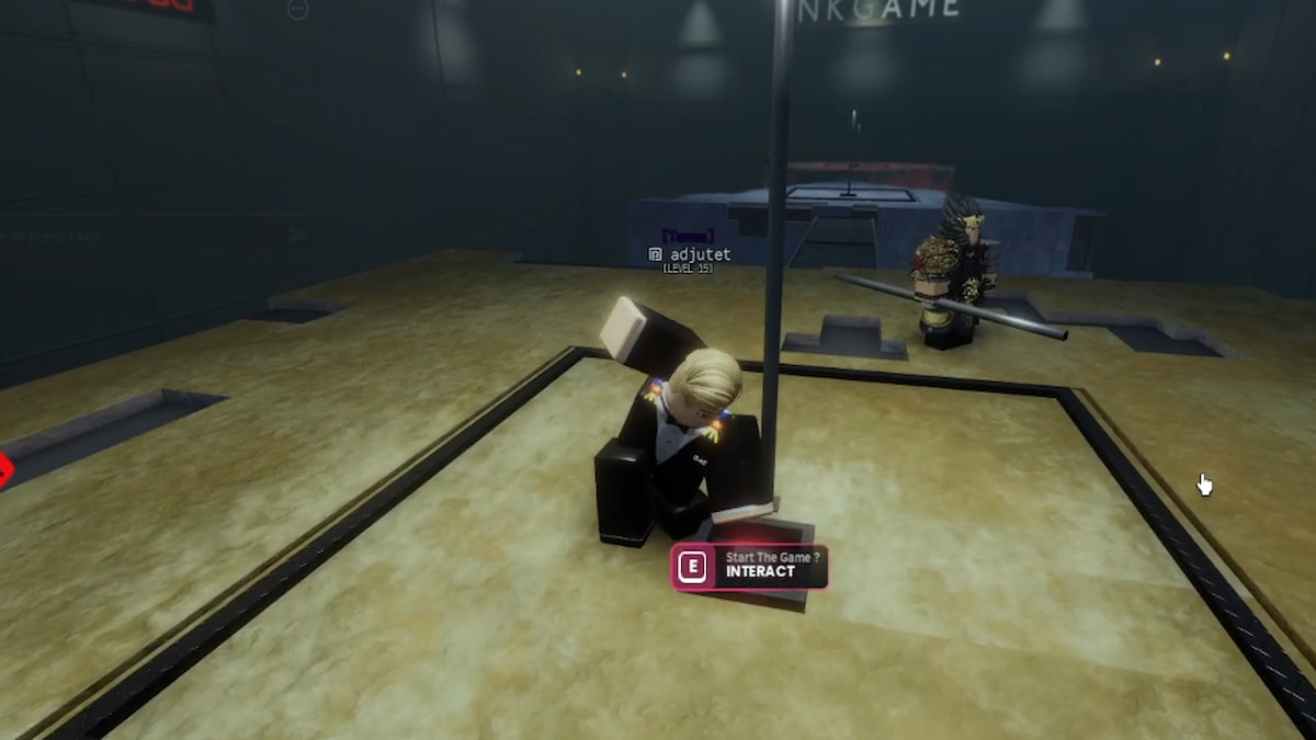 Player fighting in Sky Squid Game