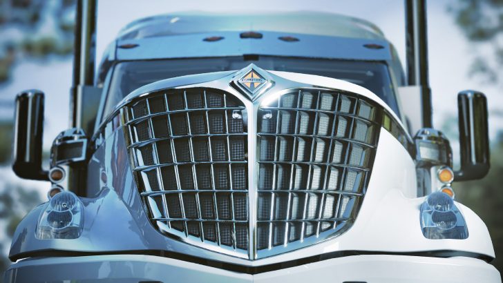 International truck front view with logo.