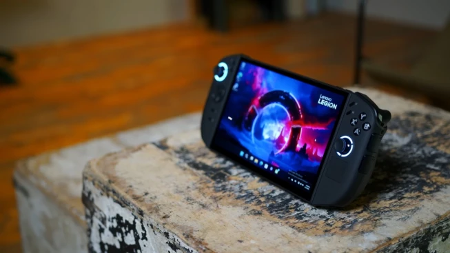 Legion Go 2 eGPU Docking Guide and Gaming Performance